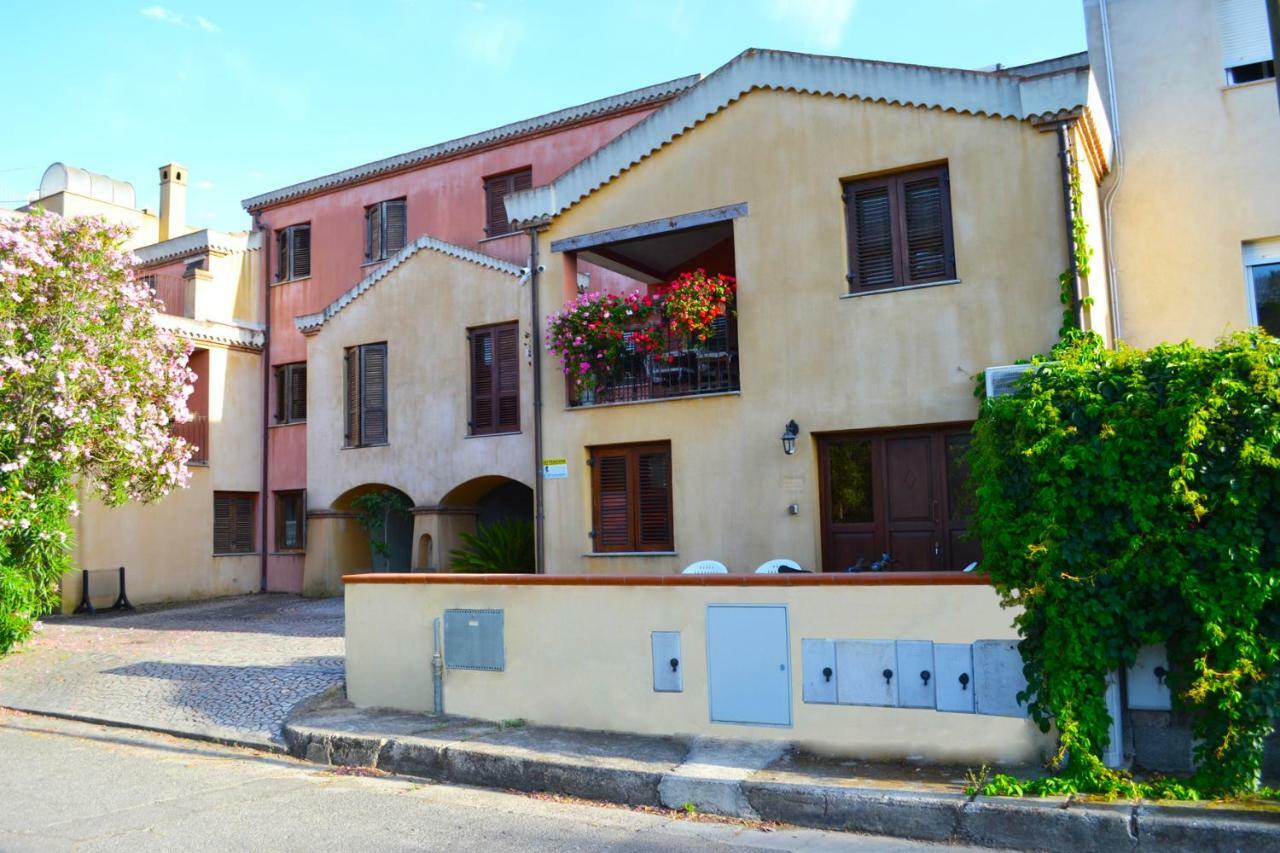 Casa Vacanza Porto Frailis Gia Porto Frailis B&B アルバタクス エクステリア 写真