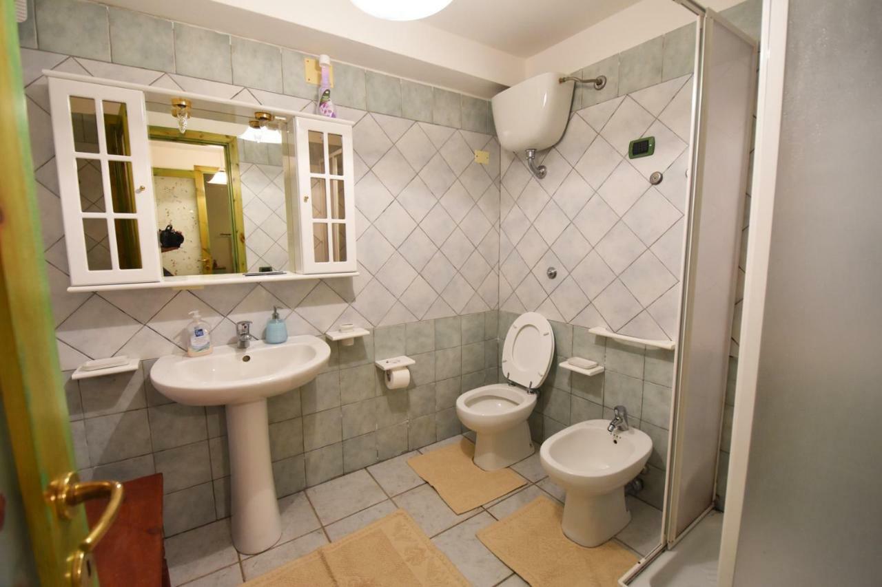 Casa Vacanza Porto Frailis Gia Porto Frailis B&B アルバタクス エクステリア 写真