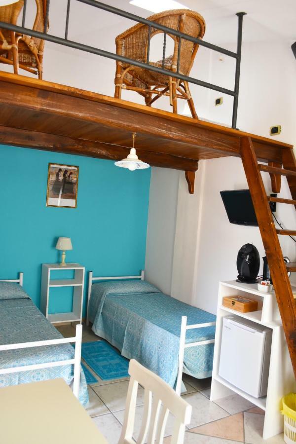Casa Vacanza Porto Frailis Gia Porto Frailis B&B アルバタクス エクステリア 写真